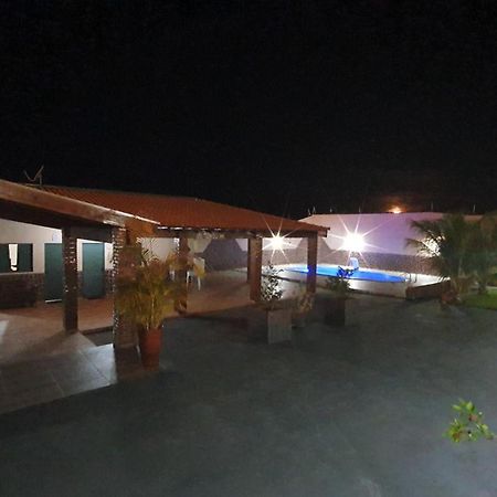 Rancho California - Dentro Da Cidade Perto De Tudo. Espirito Santo do Turvo Bagian luar foto